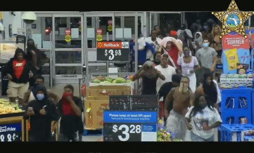 Top 5 Surveillance Videos of the Week: Hundreds of Looters Storm Walmart