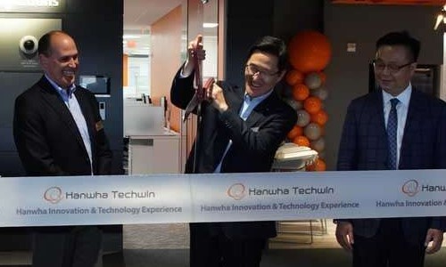 Hanwha Cuts Ribbon on New Innovation and Technology Experience Center